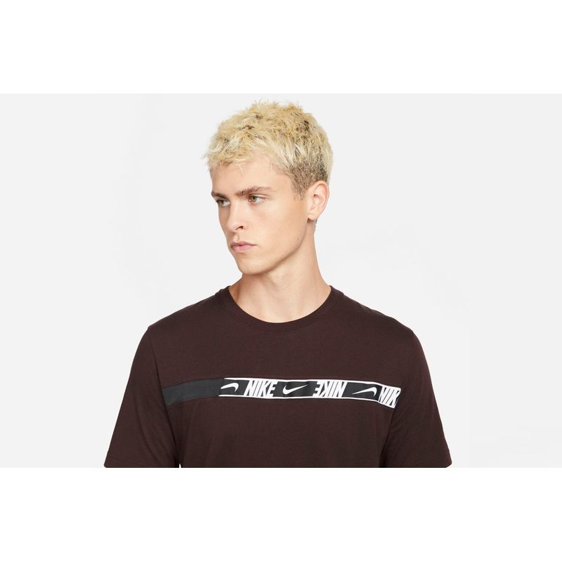 nike-sportswear-negra-dm4675-203-3.jpeg