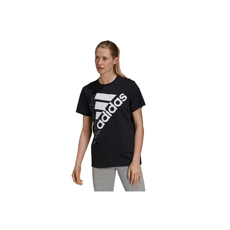 adidas-brand-love-slanted-logo-boyfriend-negra-gr9603-1.jpeg