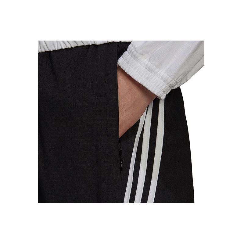 adidas-future-icons-woven-negro-h21575-5.jpeg