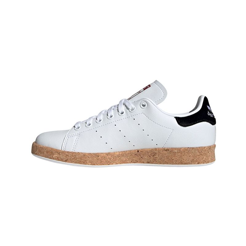 adidas-stan-smith-marvel-blancas-gz5989-2.jpeg