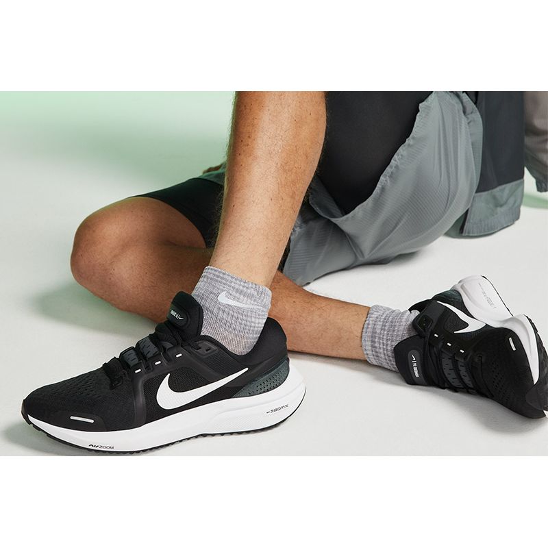 nike-air-zoom-vomero-16-negras-da7245-001-6.jpeg