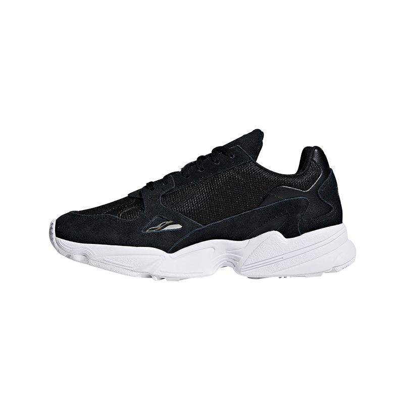 Adidas originals falcon negras letra best sale