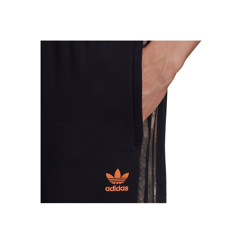 adidas-camo-negro-gd5948-4.jpeg