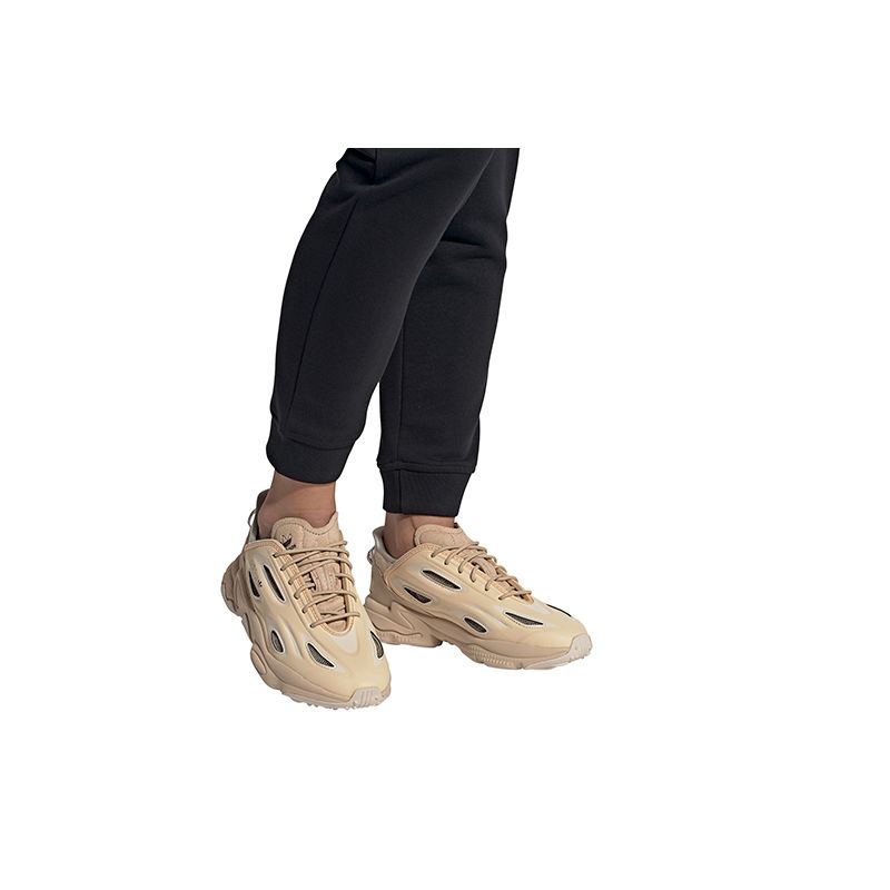 adidas-ozweego-celox-nude-gz7280-10.jpeg