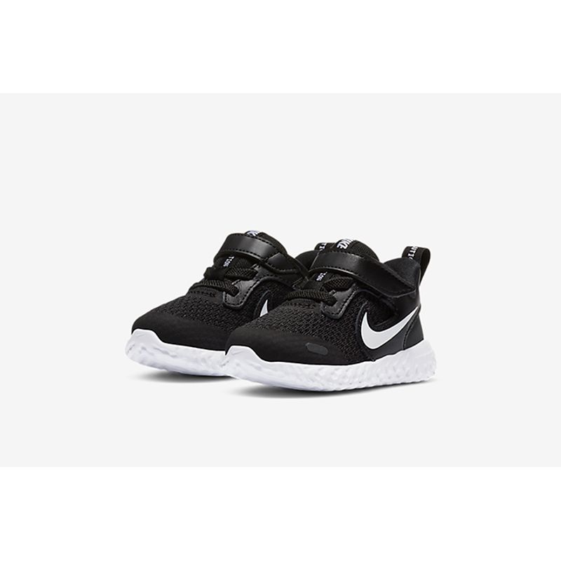 nike-revolution-5-negras-bq5673-003-1.jpeg