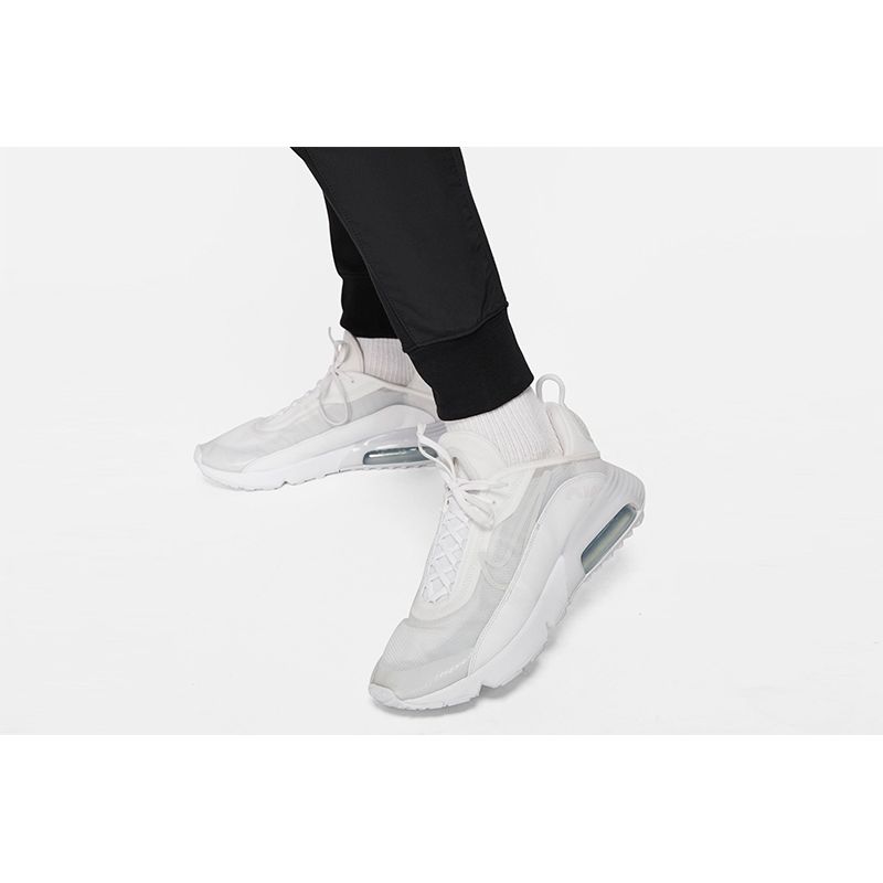 nike-sportswear-negras-cz9942-010-4.jpeg