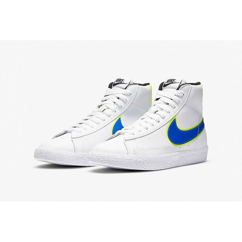 nike-blazer-mid--77-blancas-db4677-100-1.jpeg