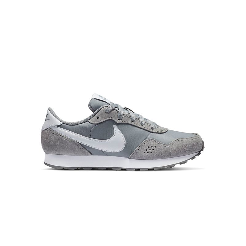 nike-md-valiant-grises-cn8558-001-2.jpeg