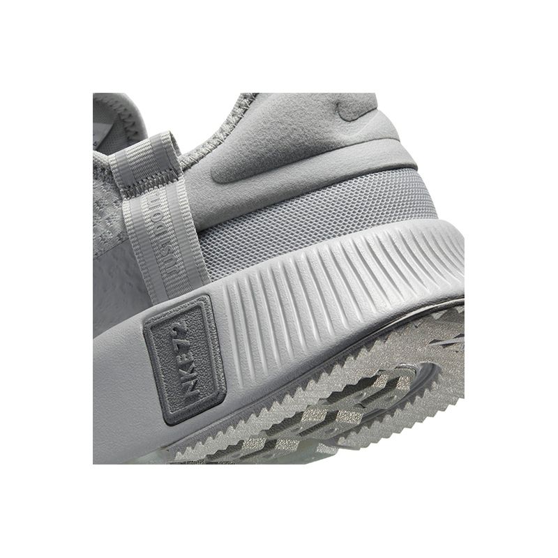 nike-reposto-gris-cz5631-009-4.jpeg