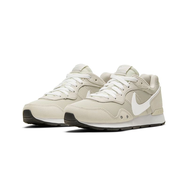 nike-venture-runner-marrones-ck2948-002-3.jpeg