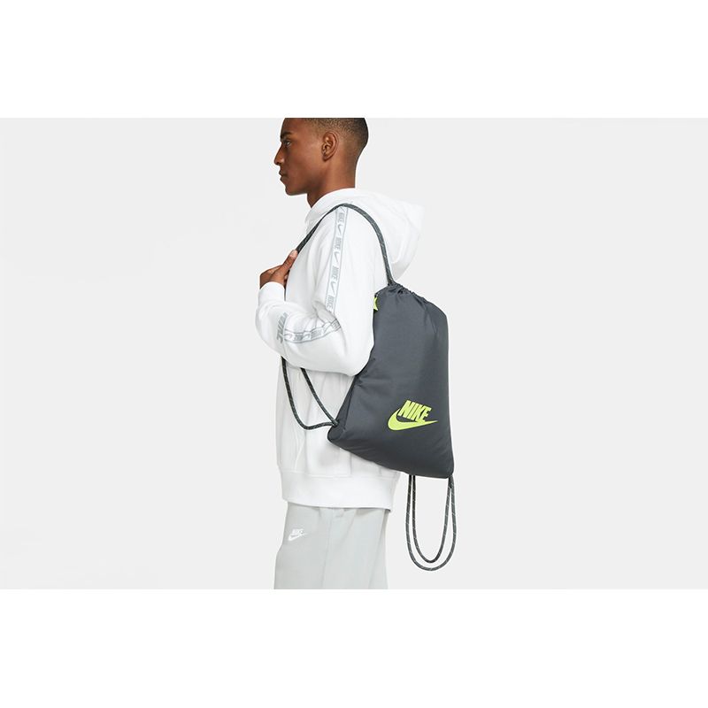 nike-heritage-2.0-gym-sack-gris-ba5901-068-2.jpeg