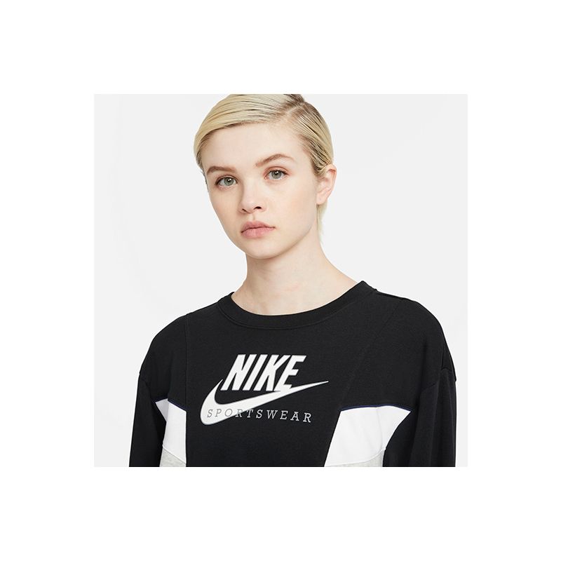 nike-sportswear-heritage-negra-cz8598-010-3.jpeg