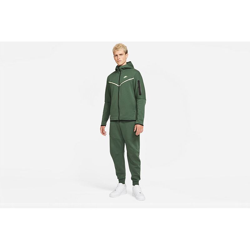 nike-tech-fleece-joggers-verde-cu4495-337-1.jpeg