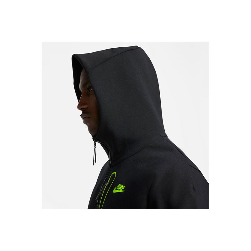 nike-sportswear-tech-fleece-negra-dd5655-010-4.jpeg