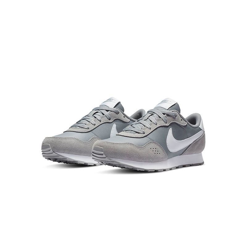 nike-md-valiant-grises-cn8558-001-3.jpeg