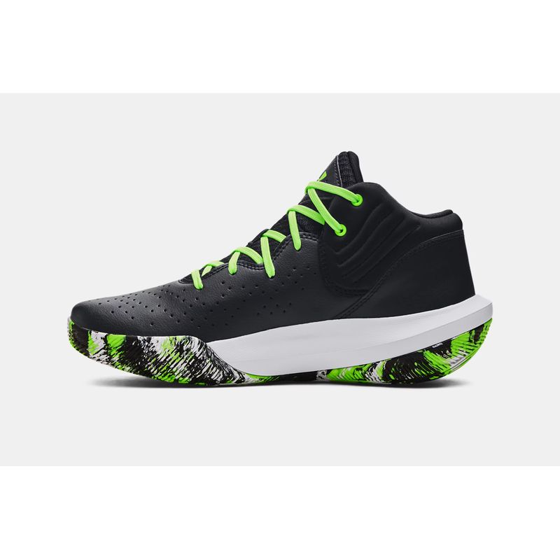 under-armour-jet--21-negras-3024260-006-2.jpeg