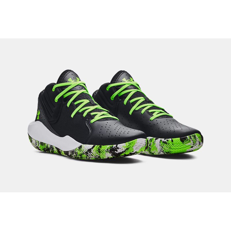 under-armour-jet--21-negras-3024260-006-3.jpeg