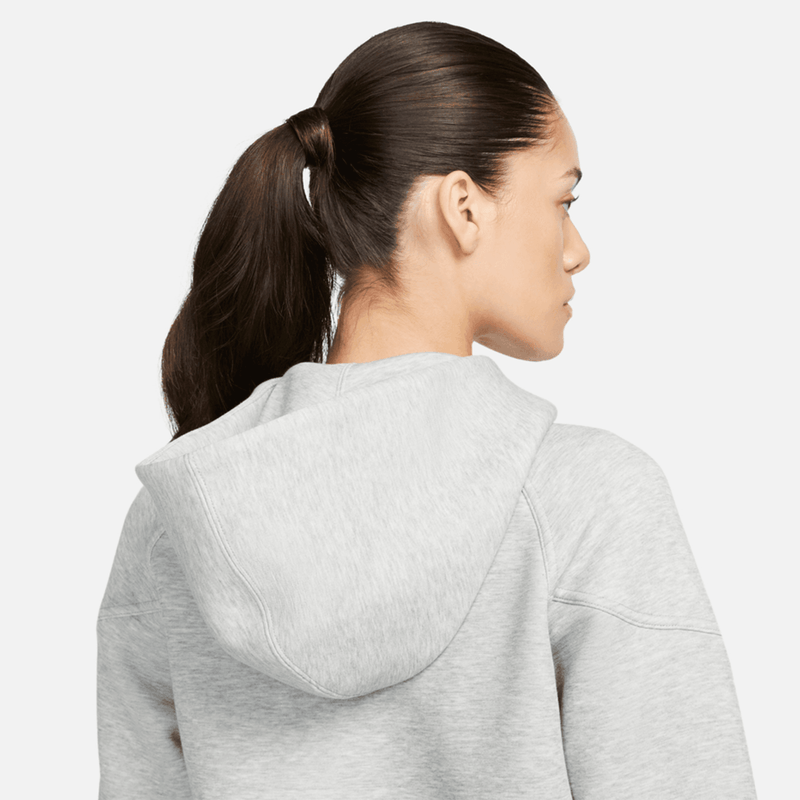 nike-sportswear-tech-fleece-windrunner-gris-fb8338-063-4.png