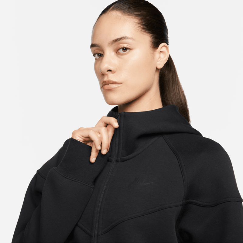 nike-sportswear-tech-fleece-windrunner-negra-fb8338-010-3.png