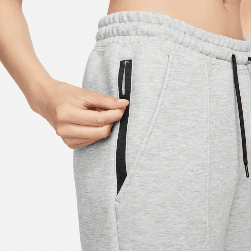 nike-sportswear-tech-fleece-gris-fb8330-063-5.png