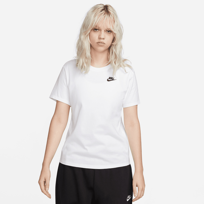 nike-sportswear-club-essentials-blanca-dx7902-100-1.png