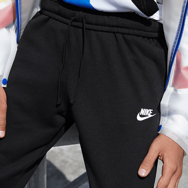 nike-sportswear-club-negras-bv2679-010-2.png