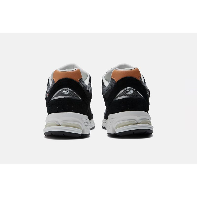 new-balance-2002r-negras-m2002reb-5.jpeg