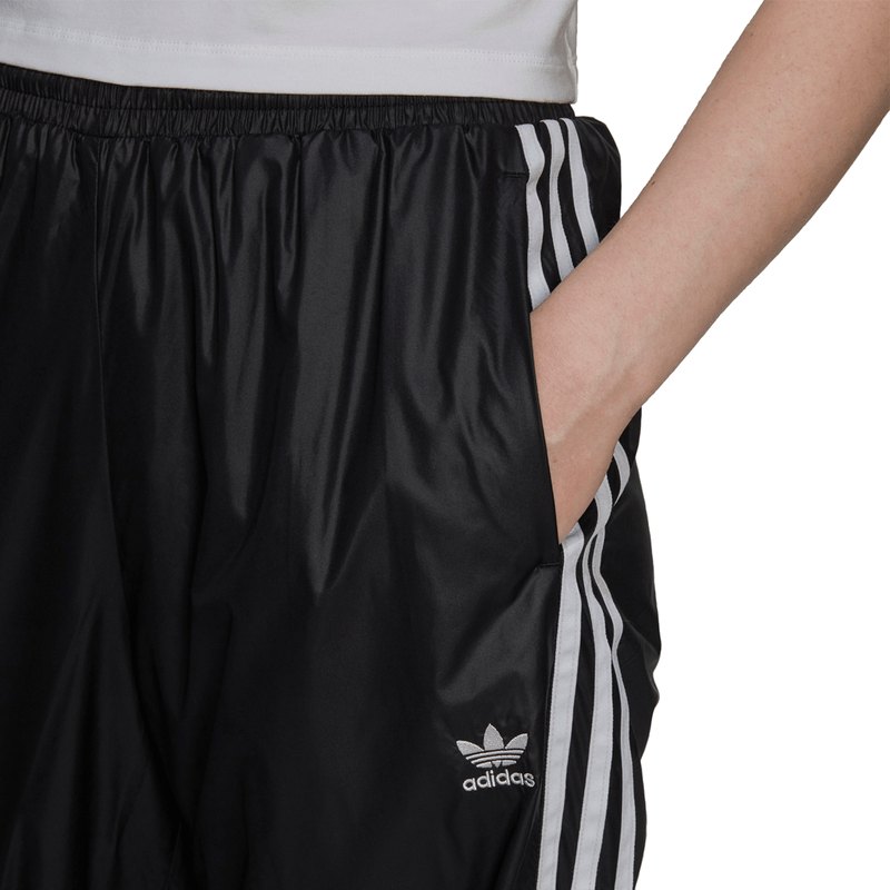 adidas-track-negro-h20430-4.png