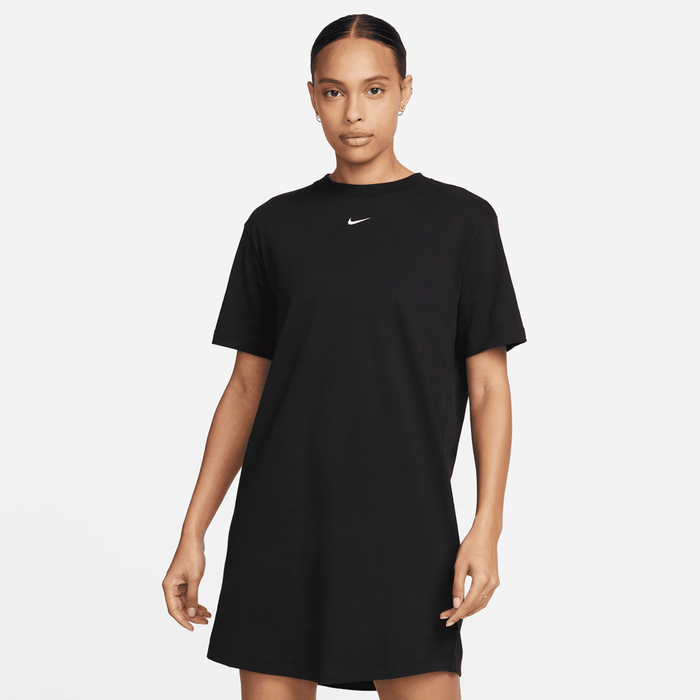 Sportswear Essential