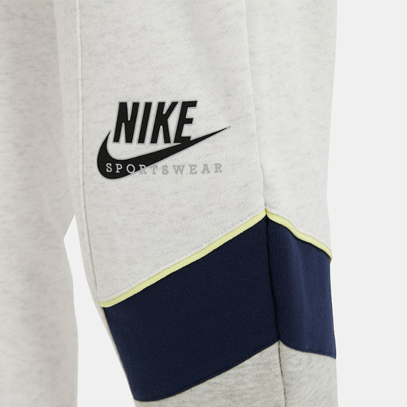 nike-sportswear-heritage-blanco-cz8608-051-4.png