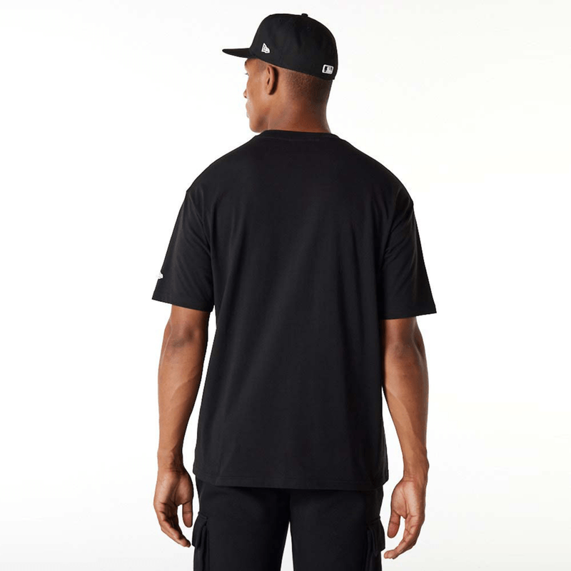 new-era-new-york-yankees-mlb-big-logo-oversized-negra-12195450-2.png