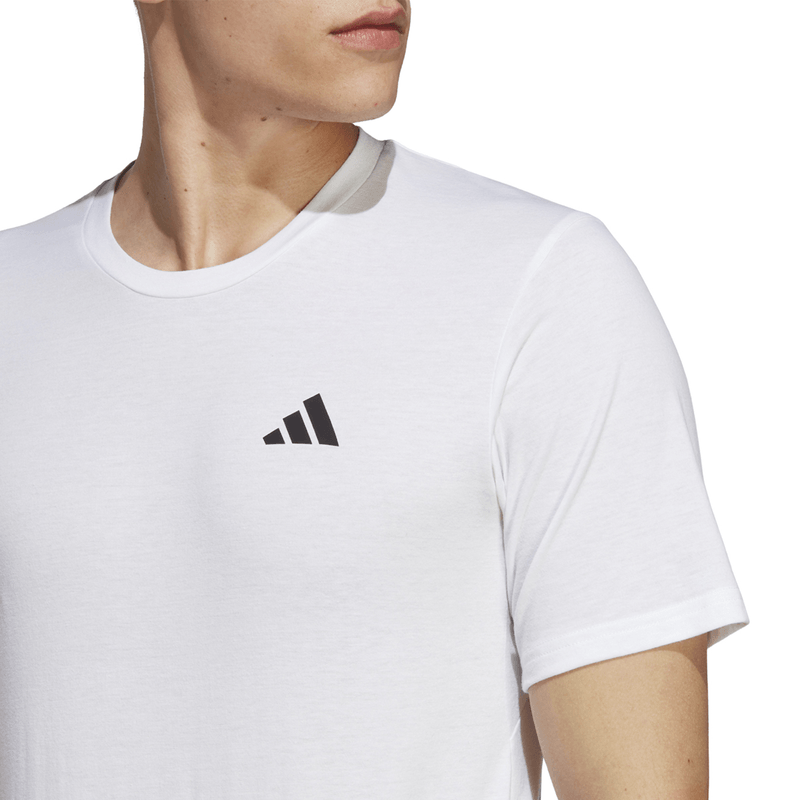 adidas-train-essentials-comfort-blanca-ic7440-3.png