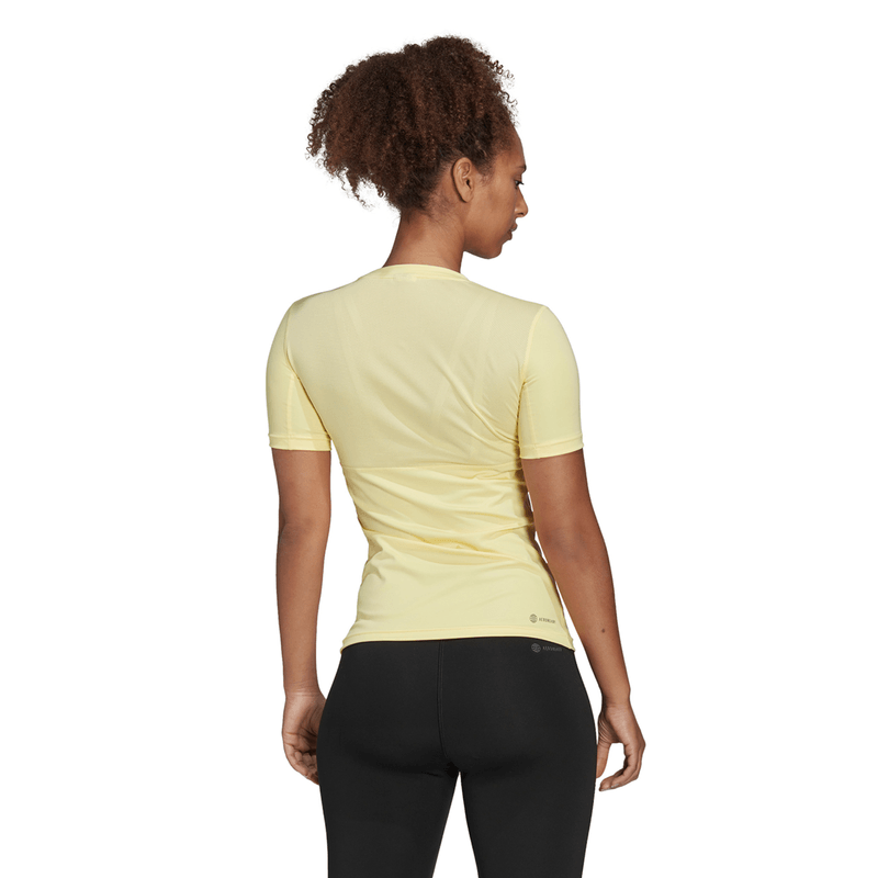 adidas-techfit-training-amarilla-hn9081-2.png