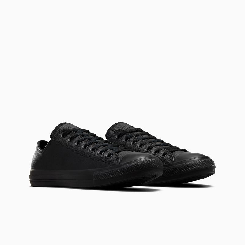 converse-chuck-taylor-all-star-negras-135253c-1.jpeg