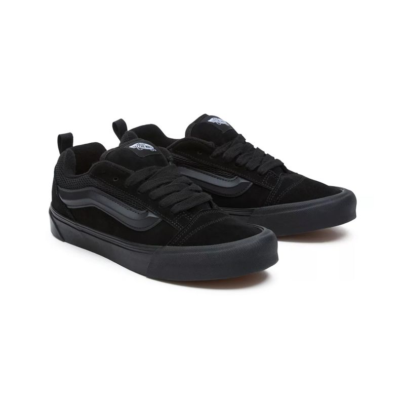 vans-knu-skool-negras-vn0009qcbka1-1.jpeg