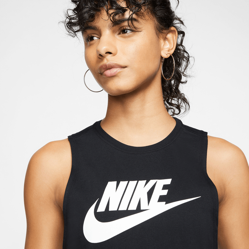 nike-sportswear-negra-cw2206-010-4.png