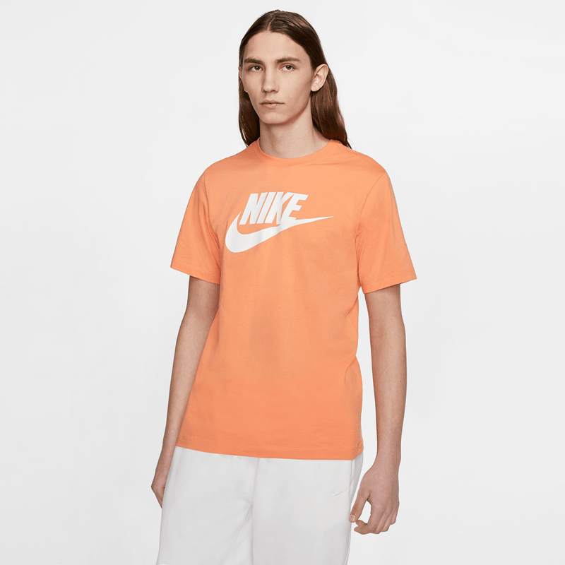 nike-sportswear-naranja-ar5004-871-1.png