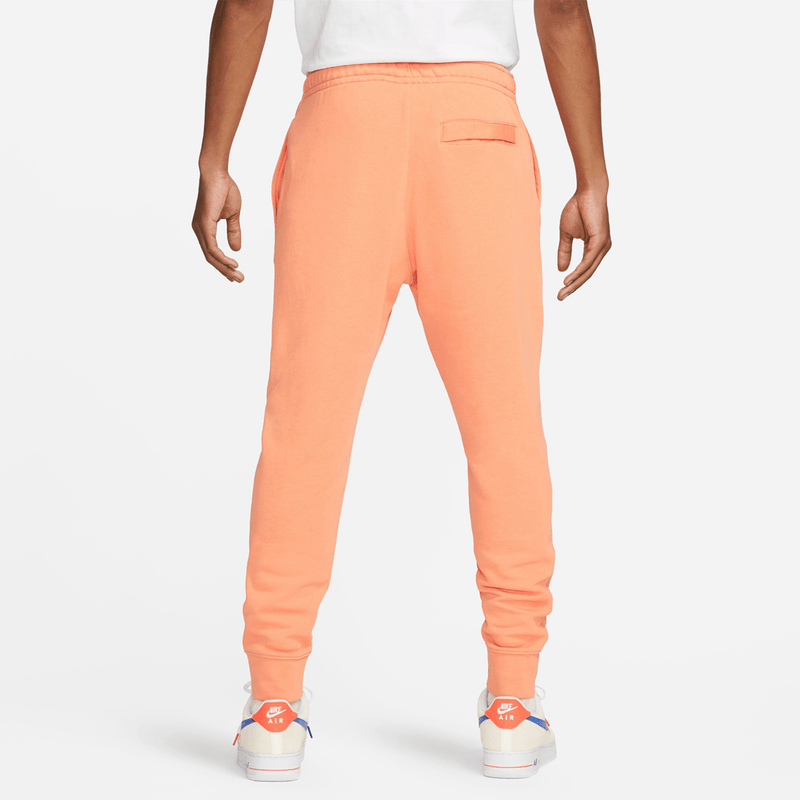 nike-sportswear-club-naranja-bv2679-871-2.png