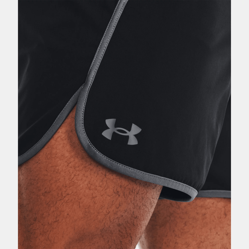 under-armour-hiit-woven-negro-1377027-001-3.png