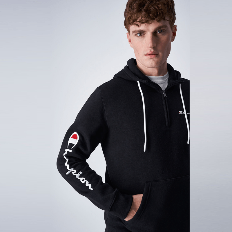 champion-logotipo-en-el-brazo-negra-219211-kk001-3.png