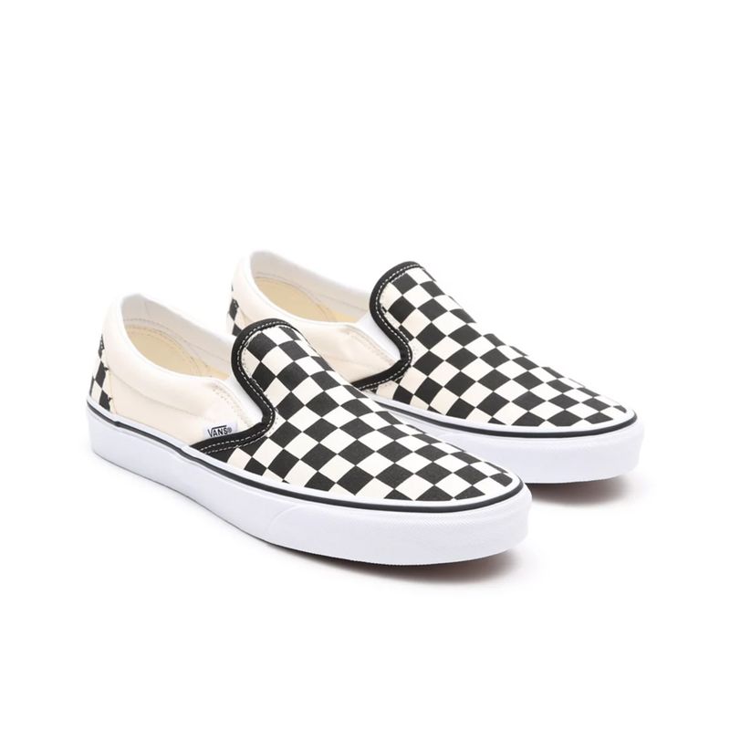 vans-classic-slip-on-negros-y-blancos-vn000eyebww1-1.jpeg