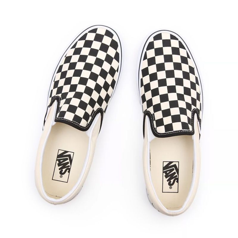 vans-classic-slip-on-negros-y-blancos-vn000eyebww1-4.jpeg