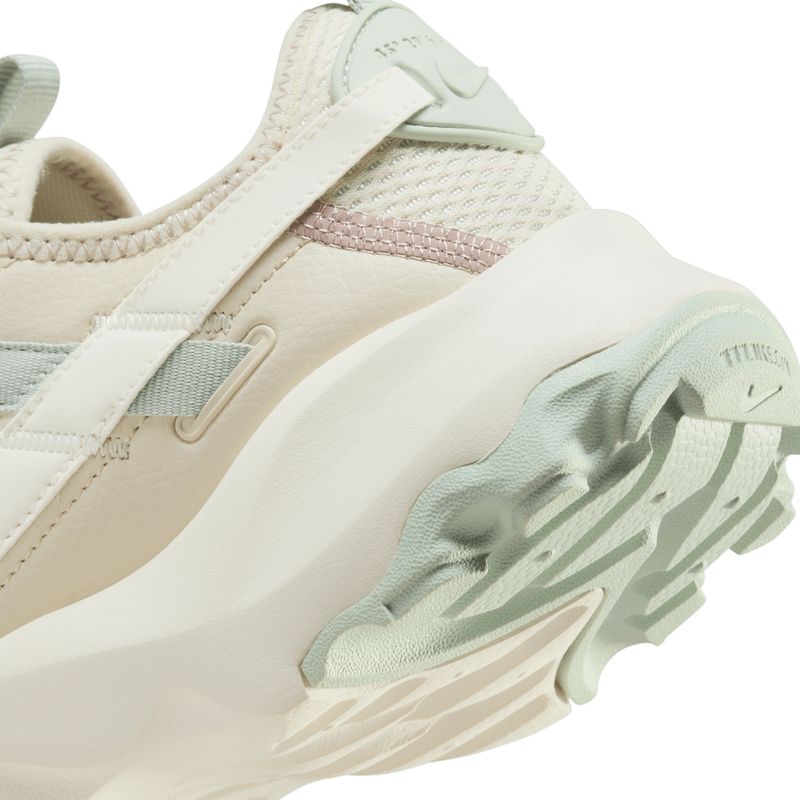 nike-tc-7900-beiges-dd9682-102-8.jpeg