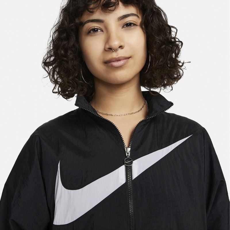 nike-sportswear-essential-negra-dx5864-010-3.jpeg