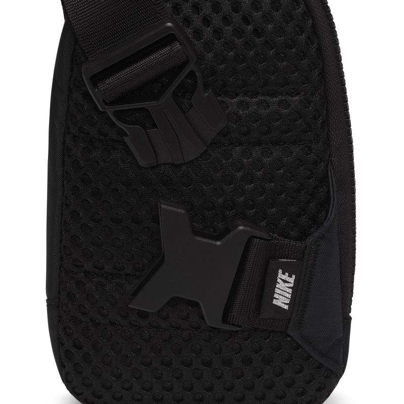 nike-sportswear-essential-negra-fb2850-010-5.jpeg