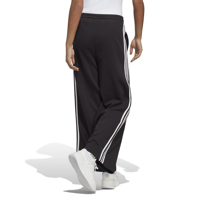 adidas-essentials-french-terry-wide-negro-ic8775-2.png