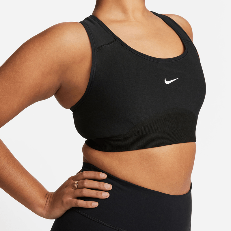 nike-swoosh-dri-fit-negro-do6864-010-3.png