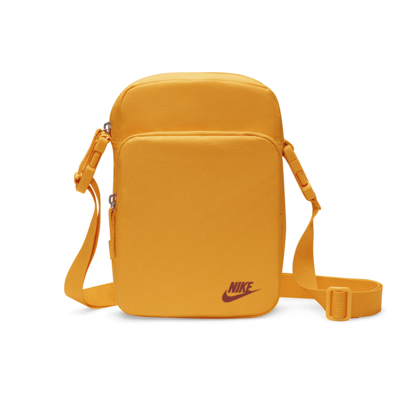 nike-heritage-amarilla-db0456-717-2.png