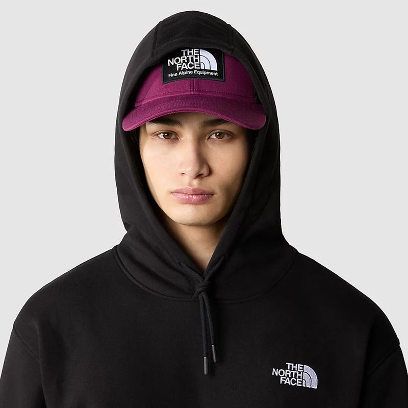 the-north-face-essential-negra-nf0a7zj9jk31-3.jpeg