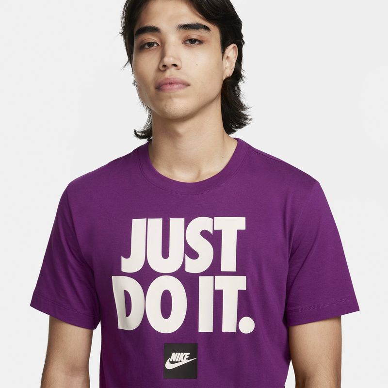 nike-sportswear-morada-dz2989-503-3.jpeg